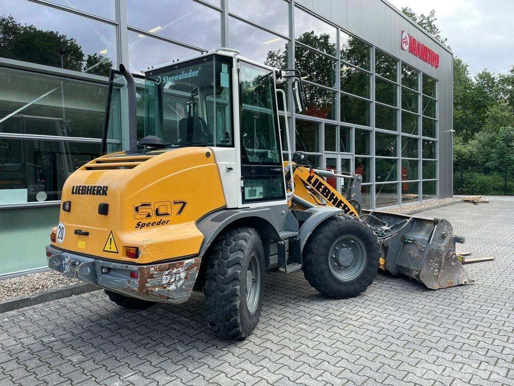 Liebherr L507 Gumikerekes kotrók