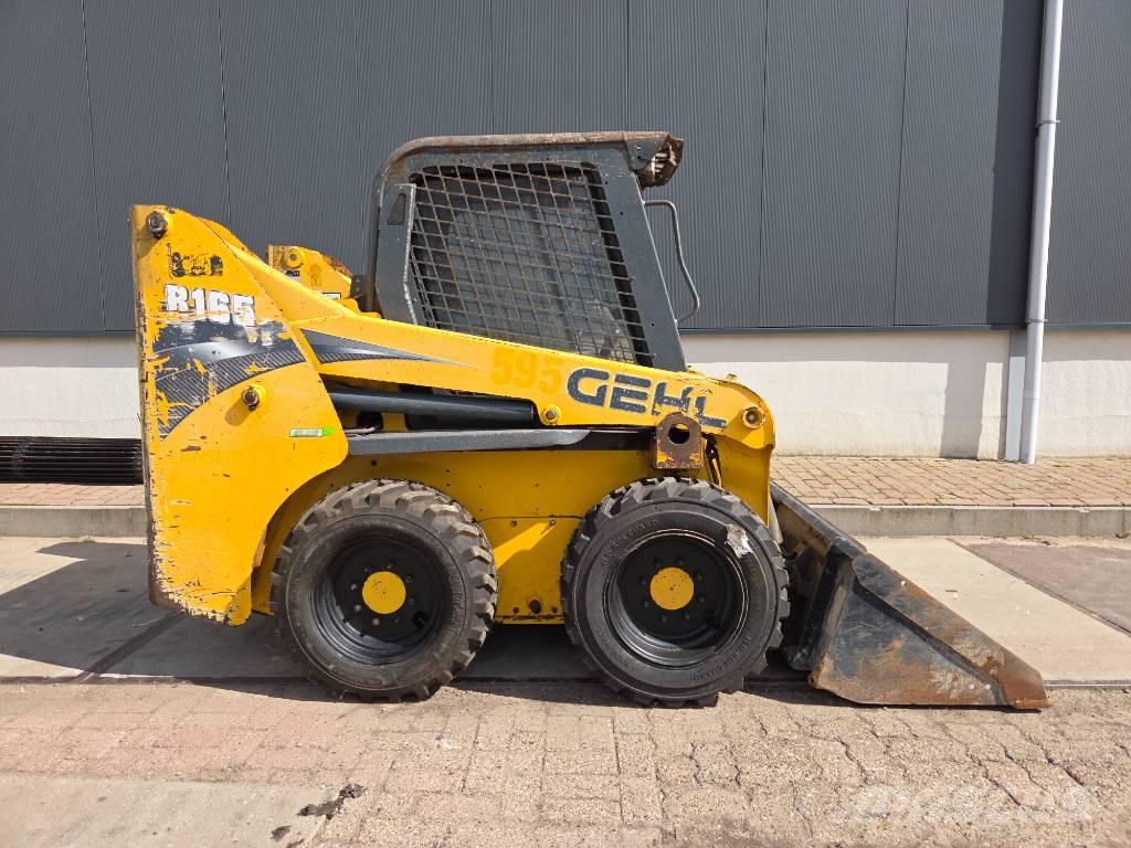 Gehl R 165 Kompaktrakodók