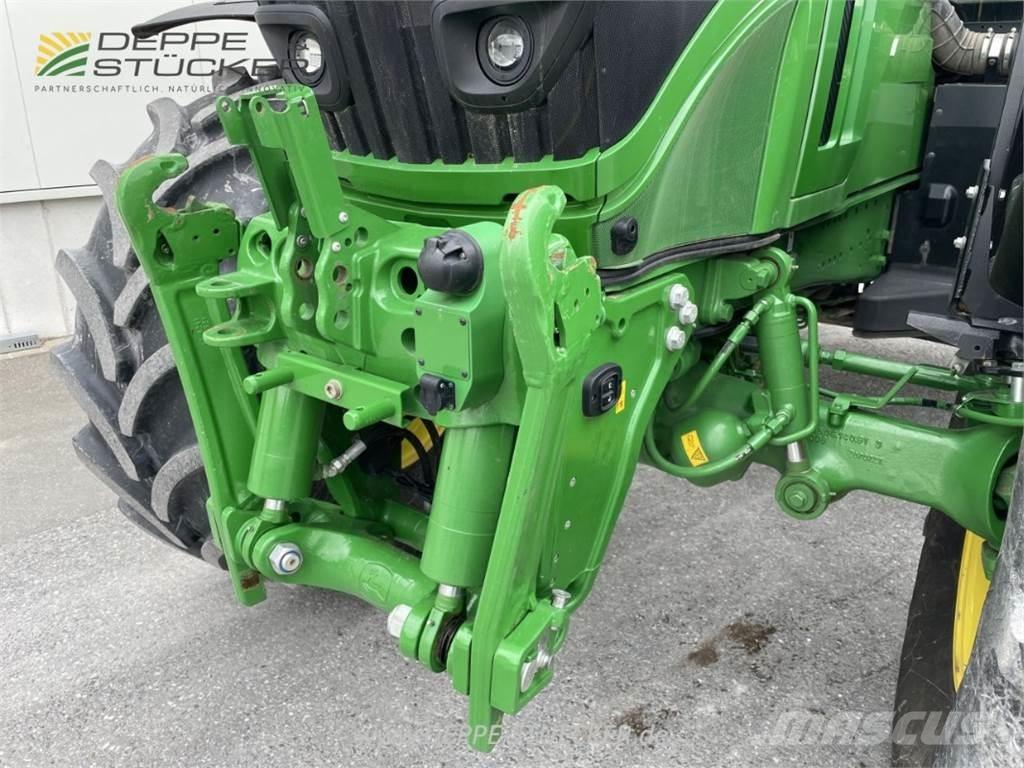 John Deere 6230R Traktorok