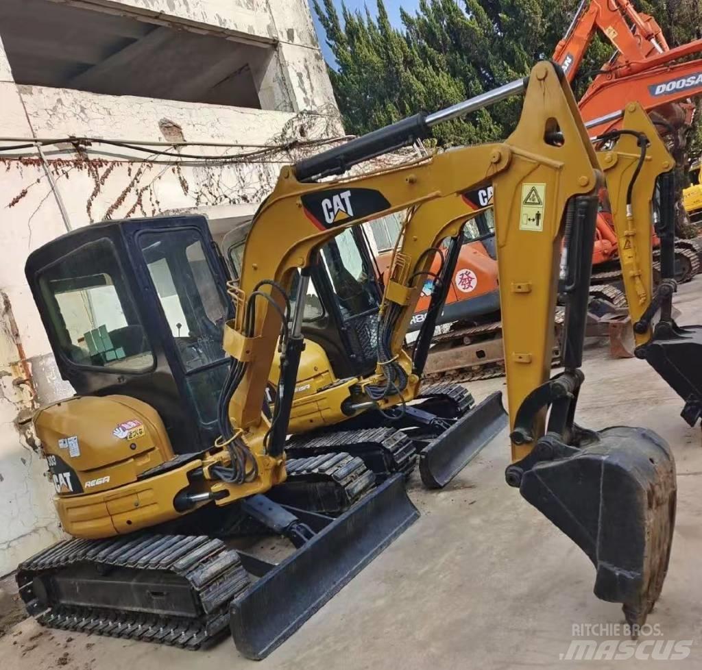 CAT 303 CR Mini kotrók < 7t