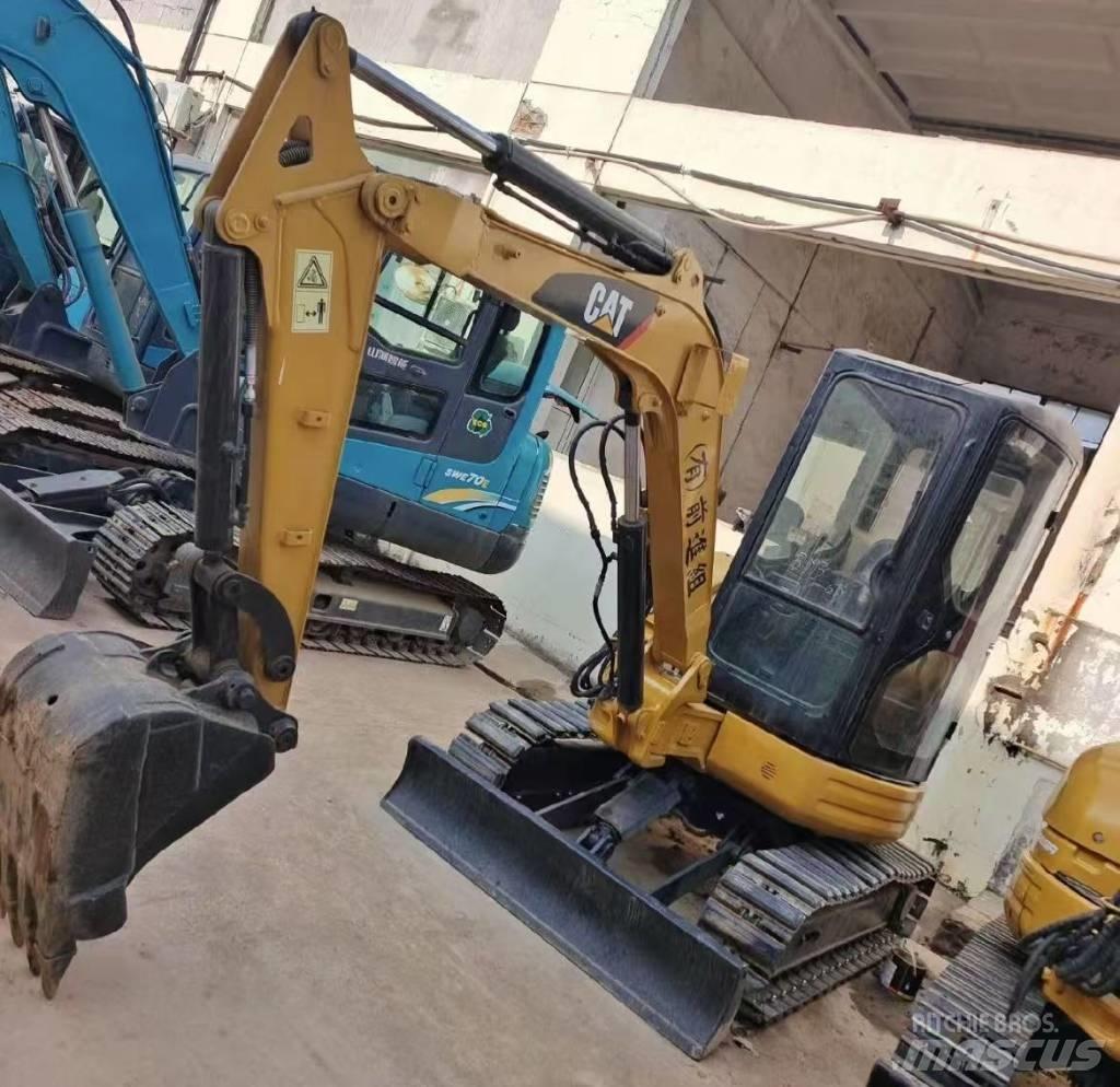 CAT 303 CR Mini kotrók < 7t