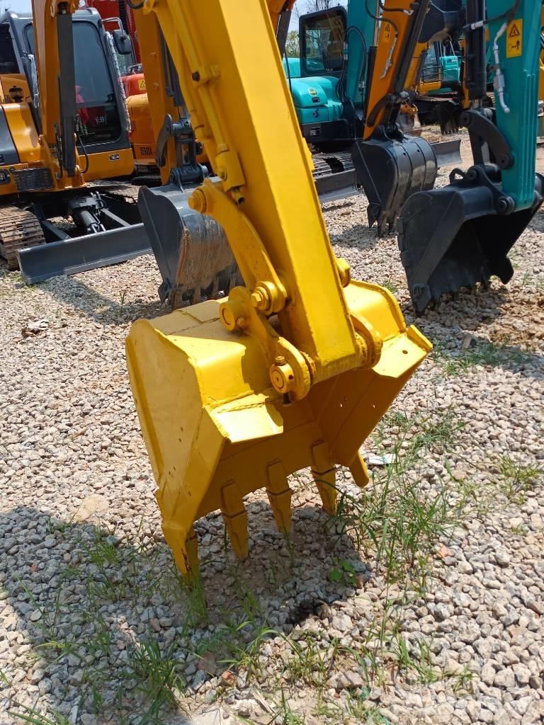 Komatsu PC 55 MR Mini kotrók < 7t