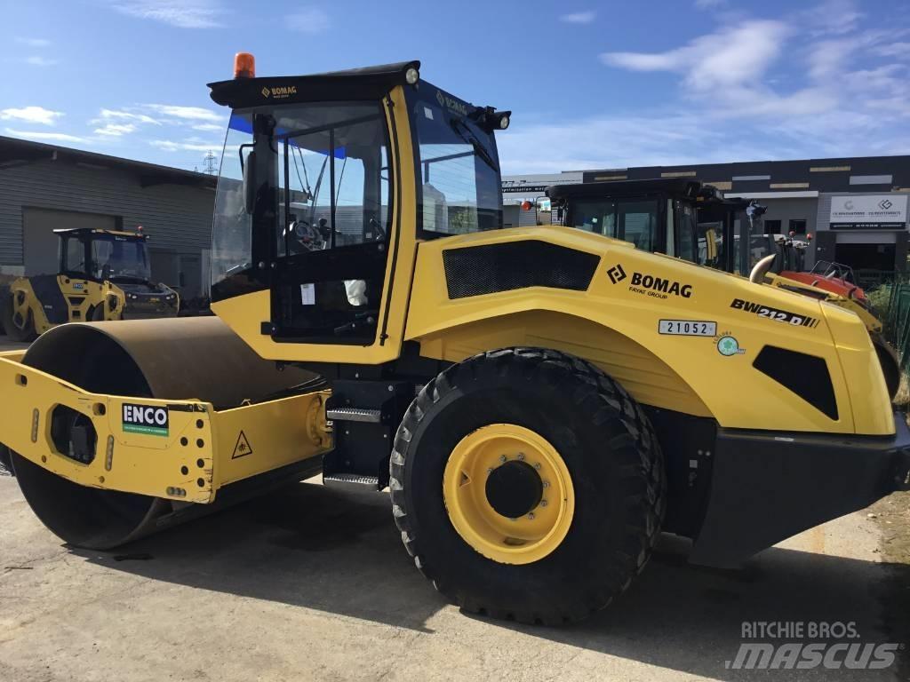 Bomag BW212D5 Talajtömörítő gépek