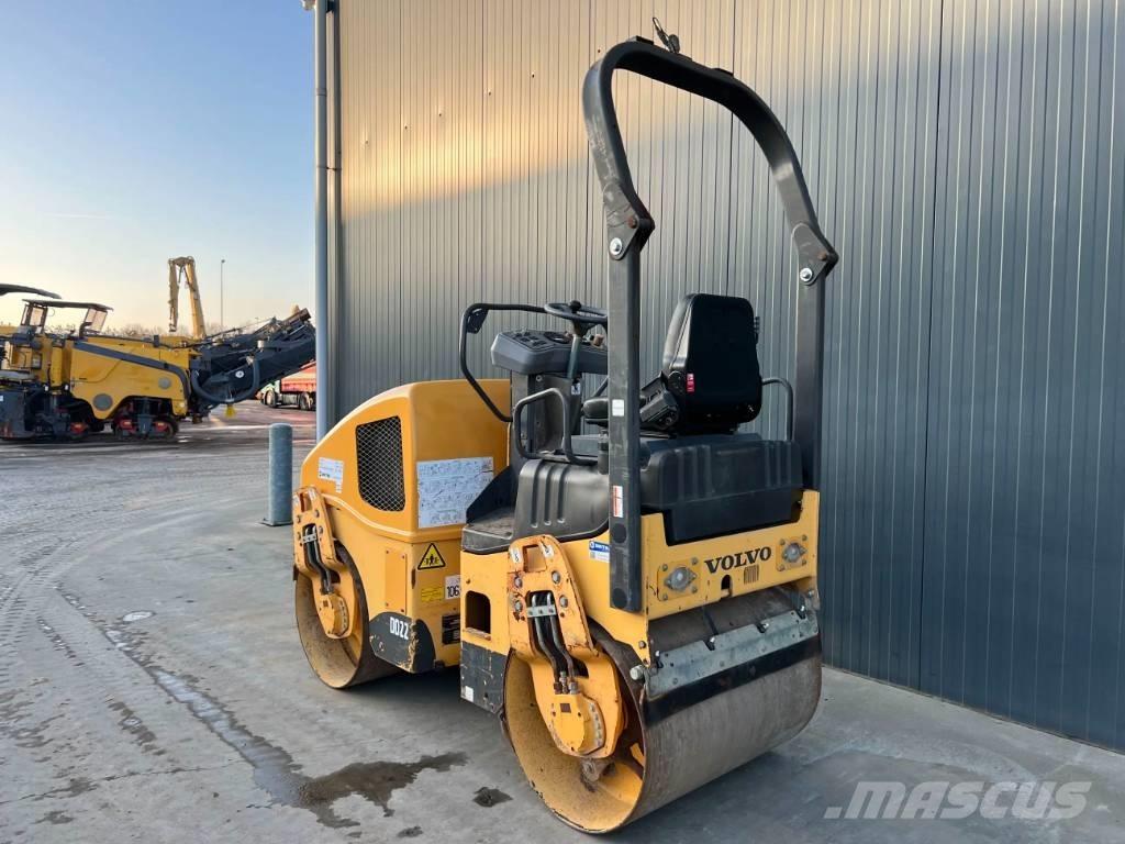 Volvo DD22 Ikerdobos hengerek