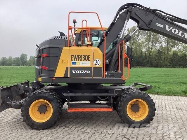 Volvo EWR 130 E Gumikerekes kotrók