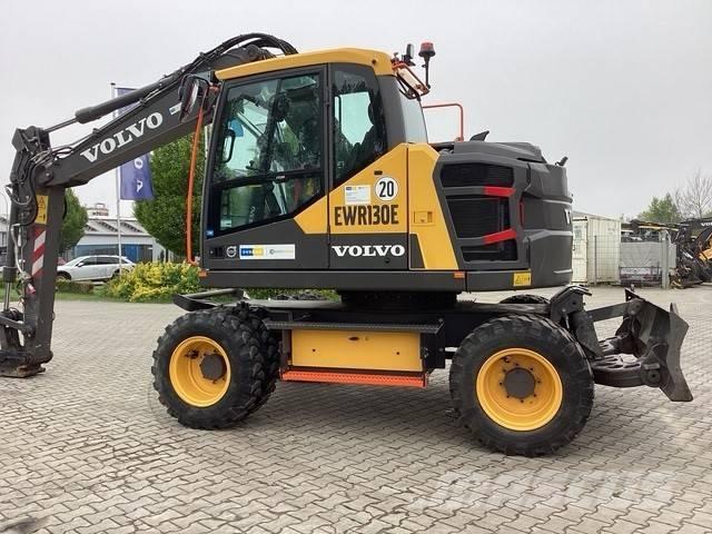 Volvo EWR 130 E Gumikerekes kotrók