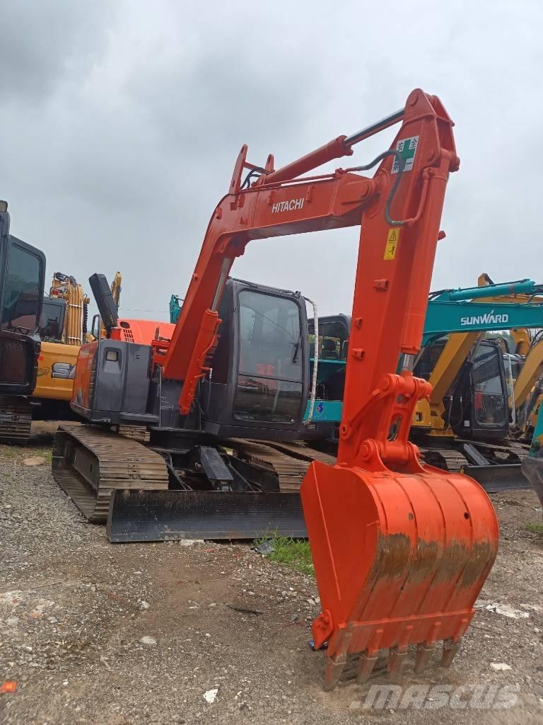 Hitachi ZX 70 Lánctalpas kotrók