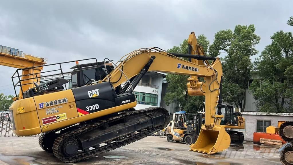 CAT 330D2 Lánctalpas kotrók