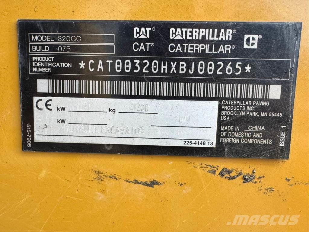 CAT 320GC Lánctalpas kotrók