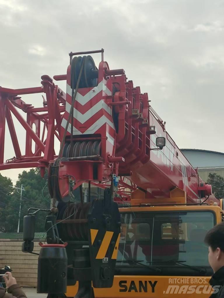 Sany STC 750 Emelők, csörlők és anyagfelvonók
