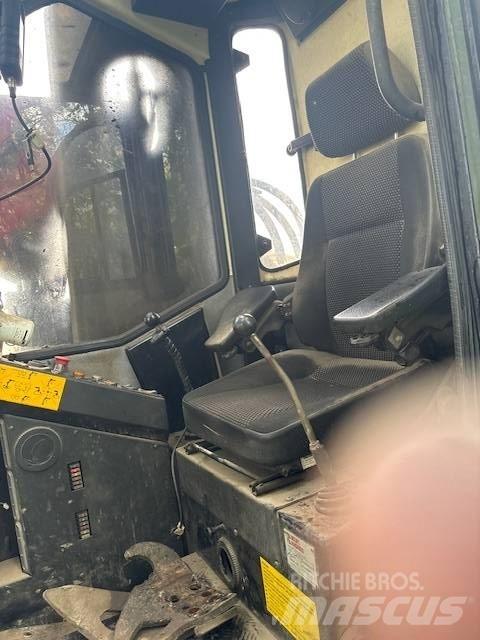 Loglift F118ST9.6 Erdészeti daruk