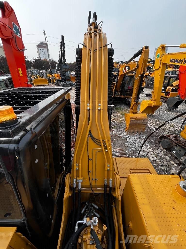 CAT 320 GX Lánctalpas kotrók