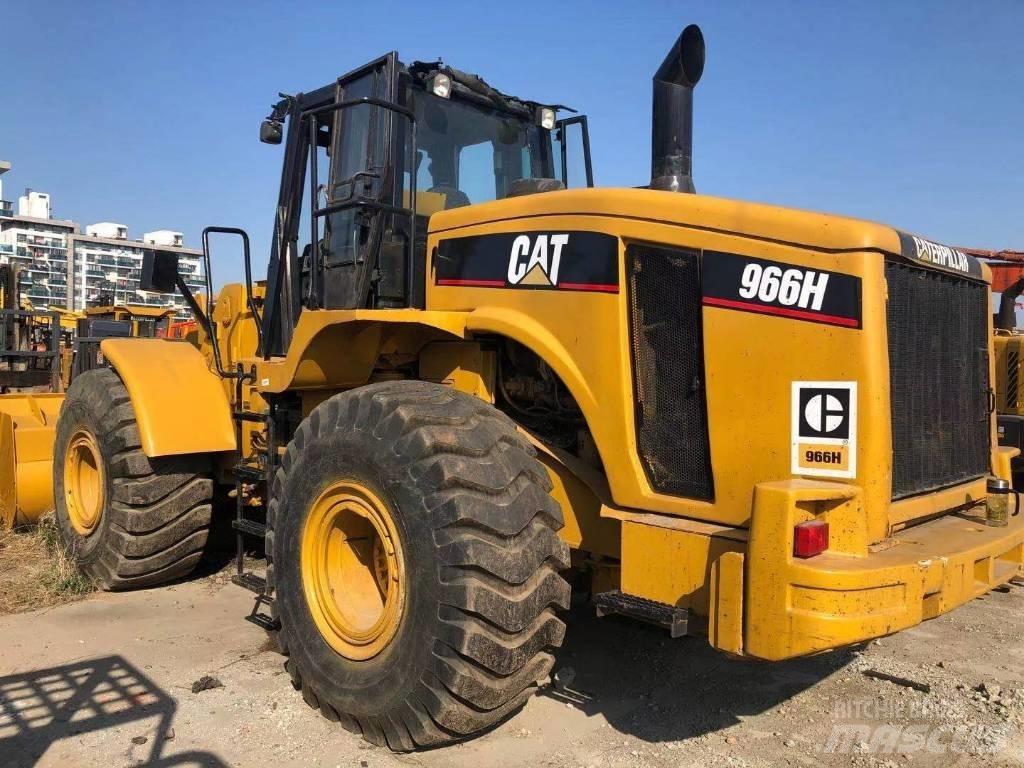 CAT 966 H Gumikerekes homlokrakodók