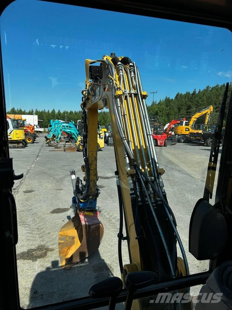 CAT 304 C/  MYYTY , SOLD Mini kotrók < 7t