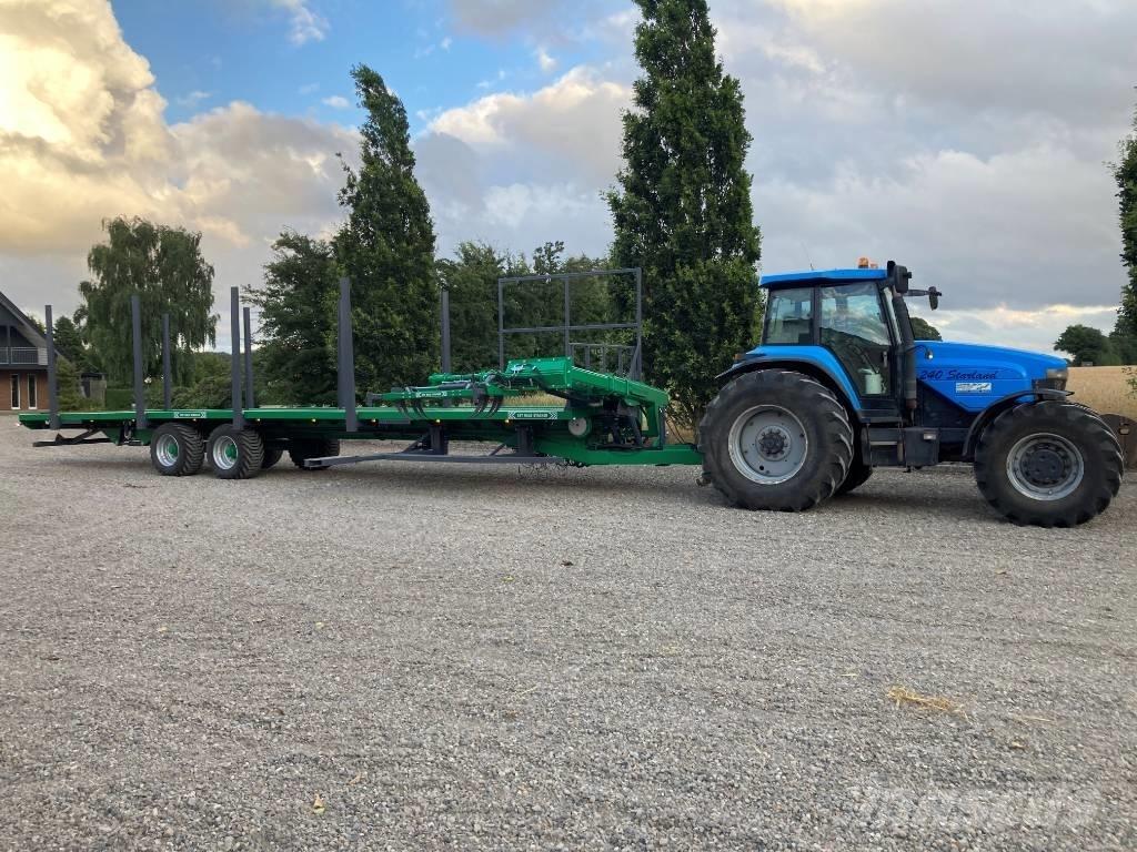  BALE STACKER GST Bálaszállító pótkocsi