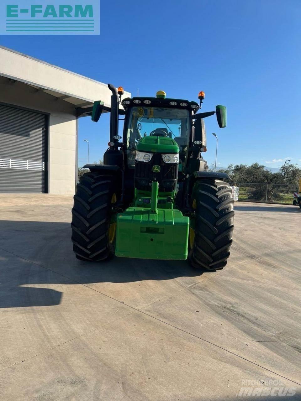John Deere 6250R Traktorok