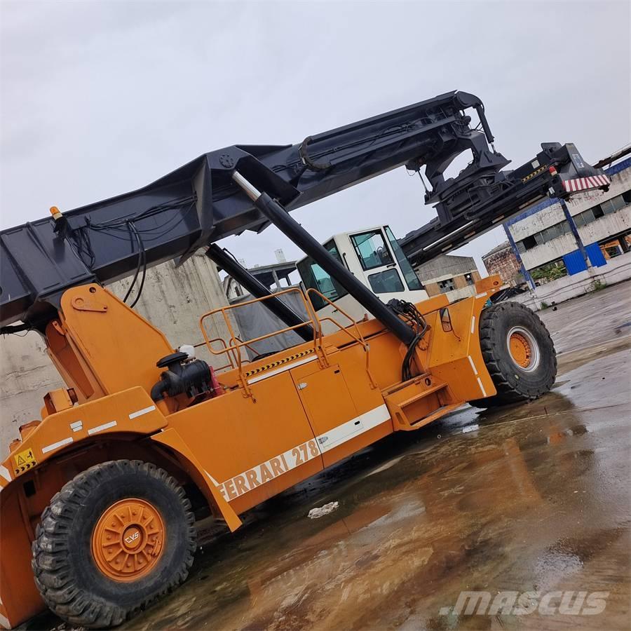 Ferrari 278 Konténer rakodó