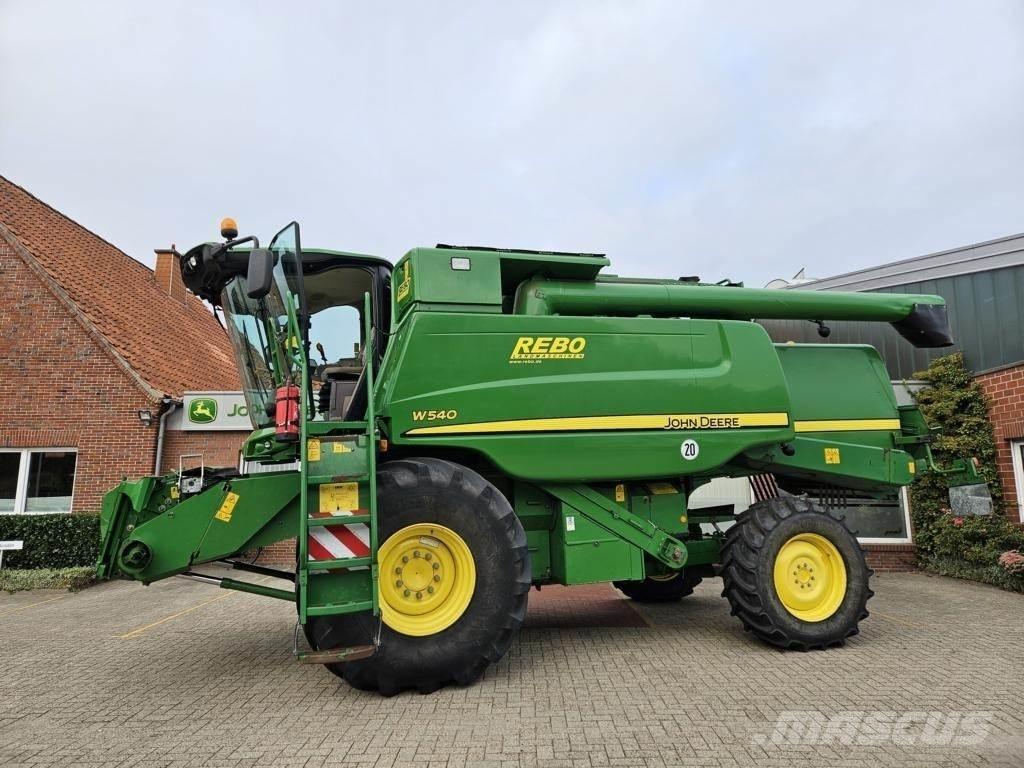 John Deere W 540 Kombájnok