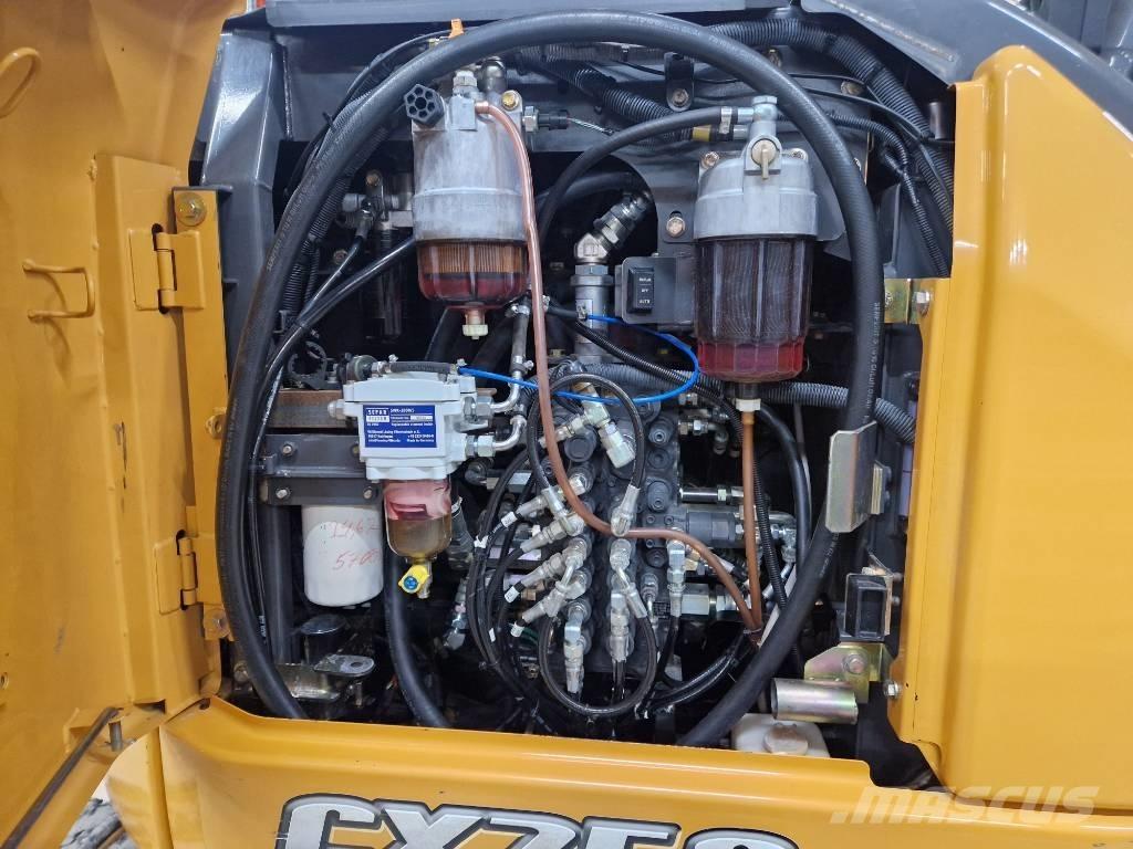 CASE CX 75 C SR Közepes (midi) kotrók 7 t - 12 t