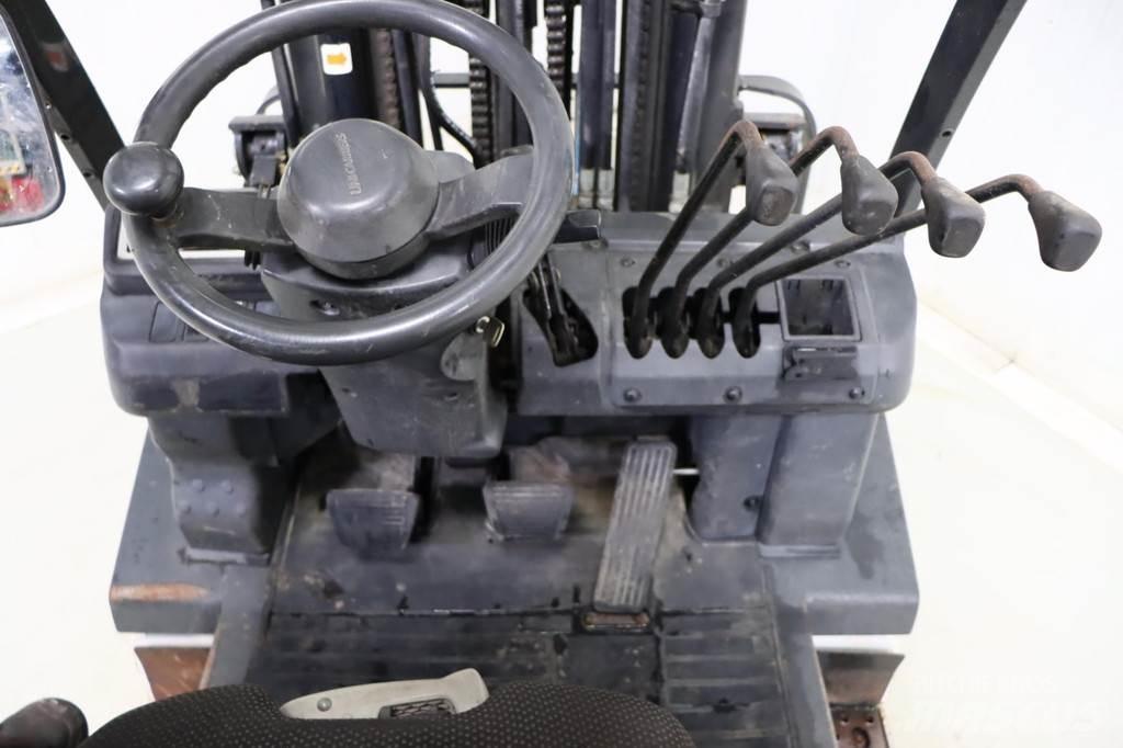Nissan U1D2A20LQ Gázüzemű targoncák