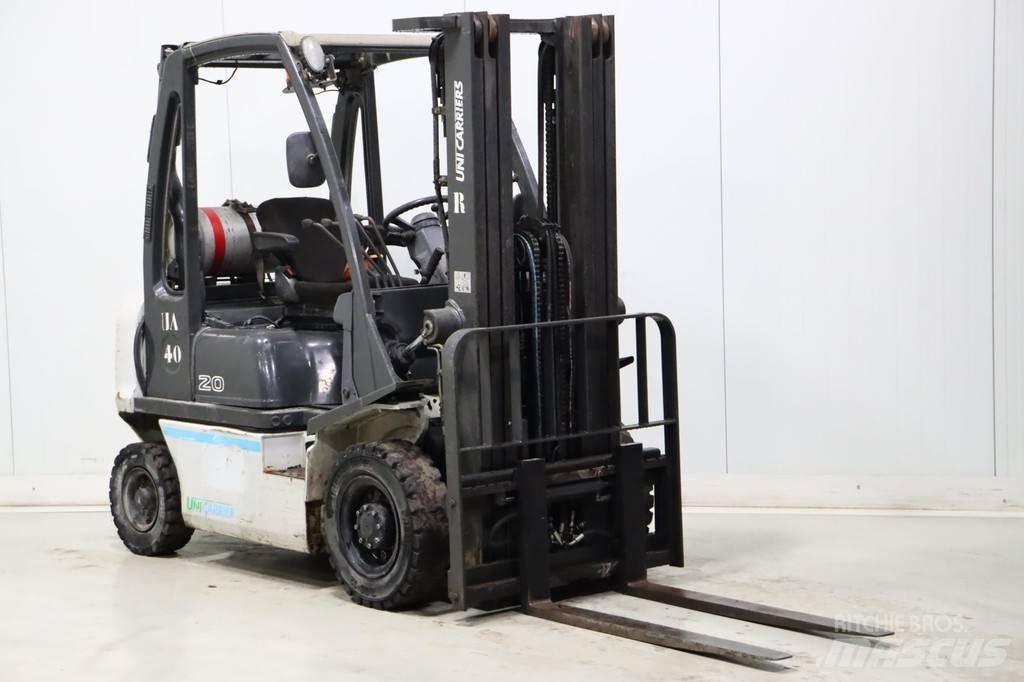 Nissan U1D2A20LQ Gázüzemű targoncák
