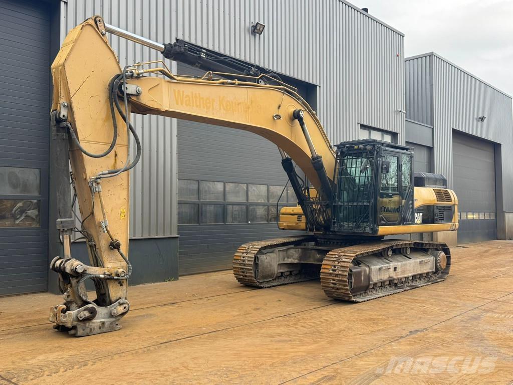 CAT 336D Speciális kotrók