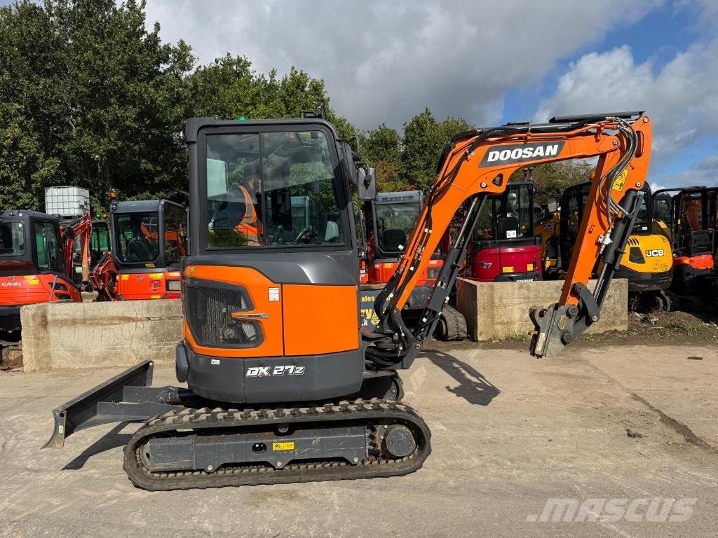 Doosan DX27Z-7 Mini kotrók < 7t