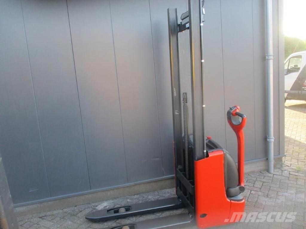 Linde L 10 Gyalogkíséretű targonca