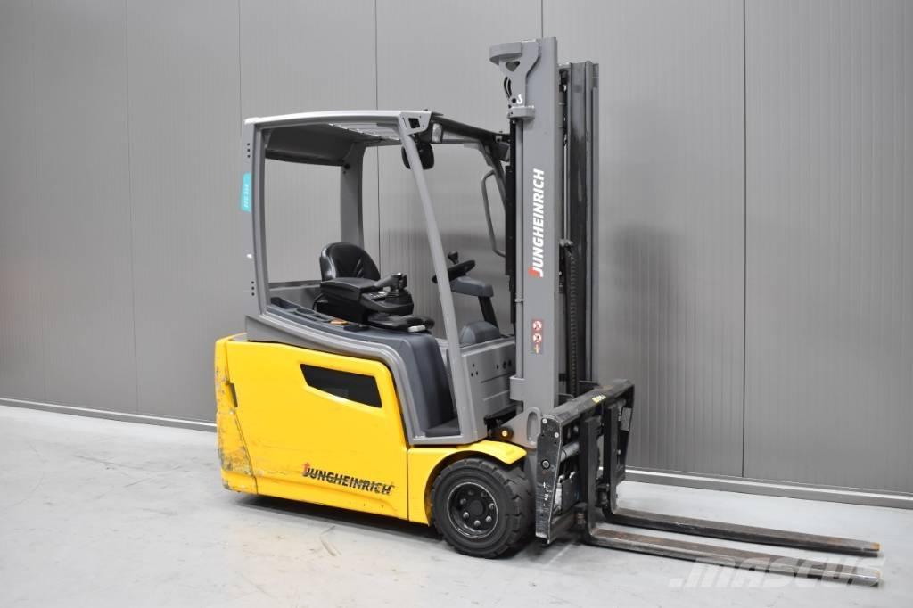 Jungheinrich EFG218 Elektromos targoncák