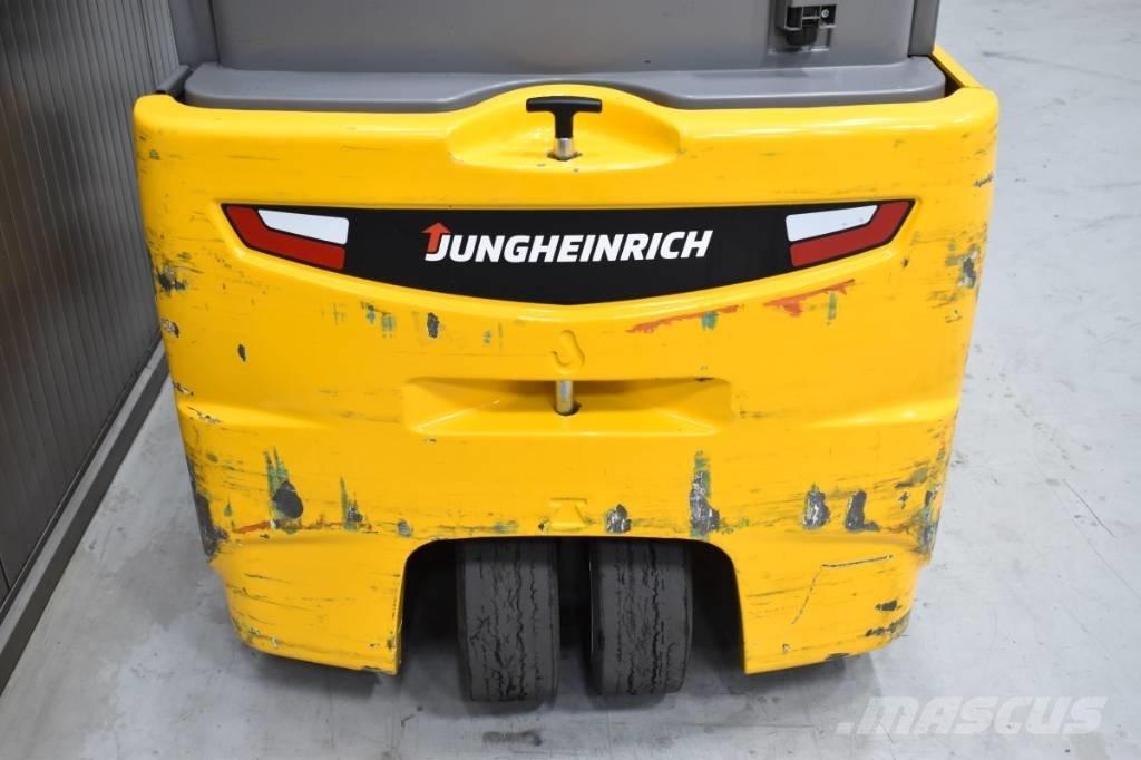 Jungheinrich EFG218 Elektromos targoncák