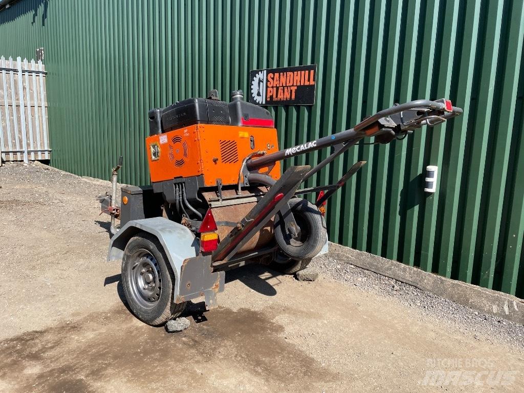 Mecalac MBR 71 Egydobos hengerek