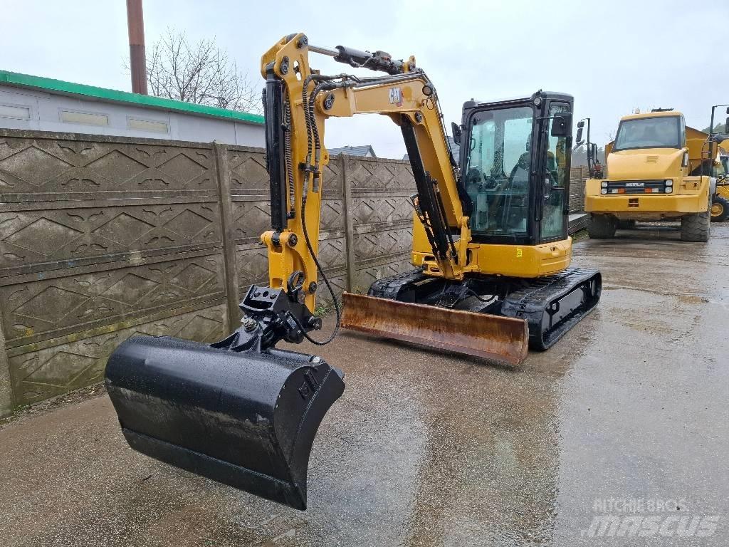CAT 305 E2 Mini kotrók < 7t