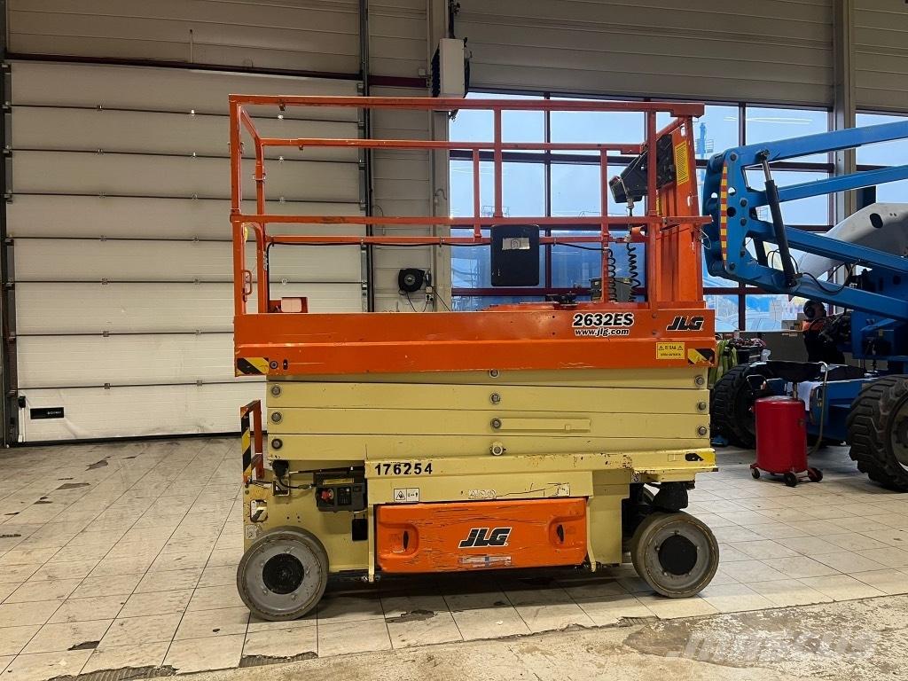 JLG 2630 ES Ollós emelők