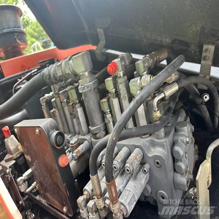 Kubota 183-3 Lánctalpas kotrók