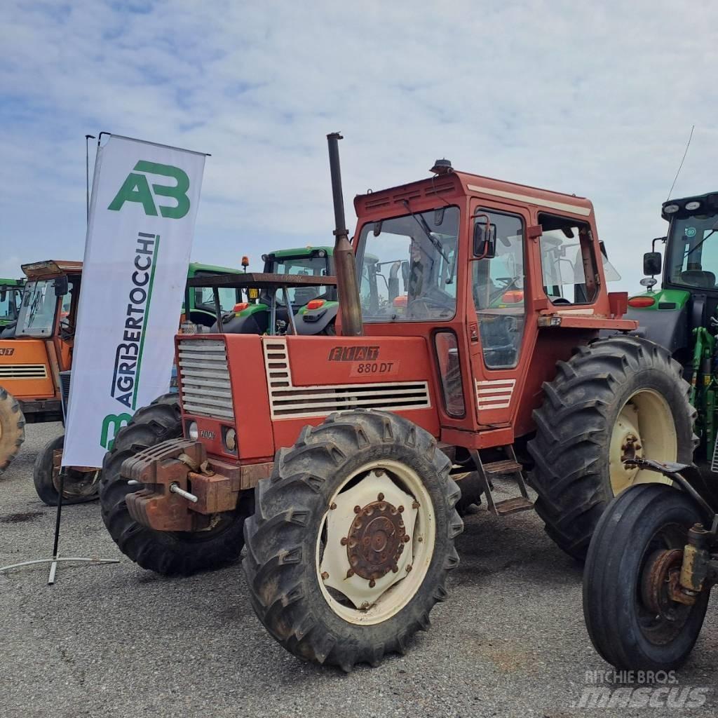 Fiat 880 DT Traktorok