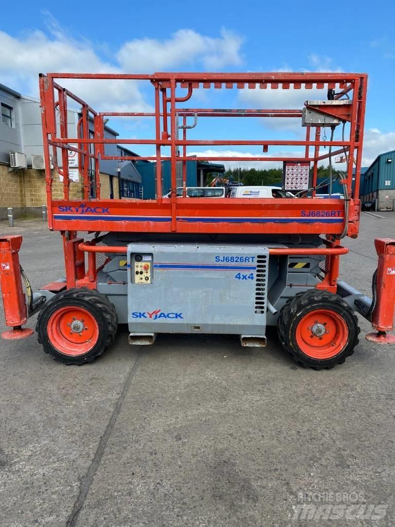 SkyJack SJ 6826 RT Ollós emelők