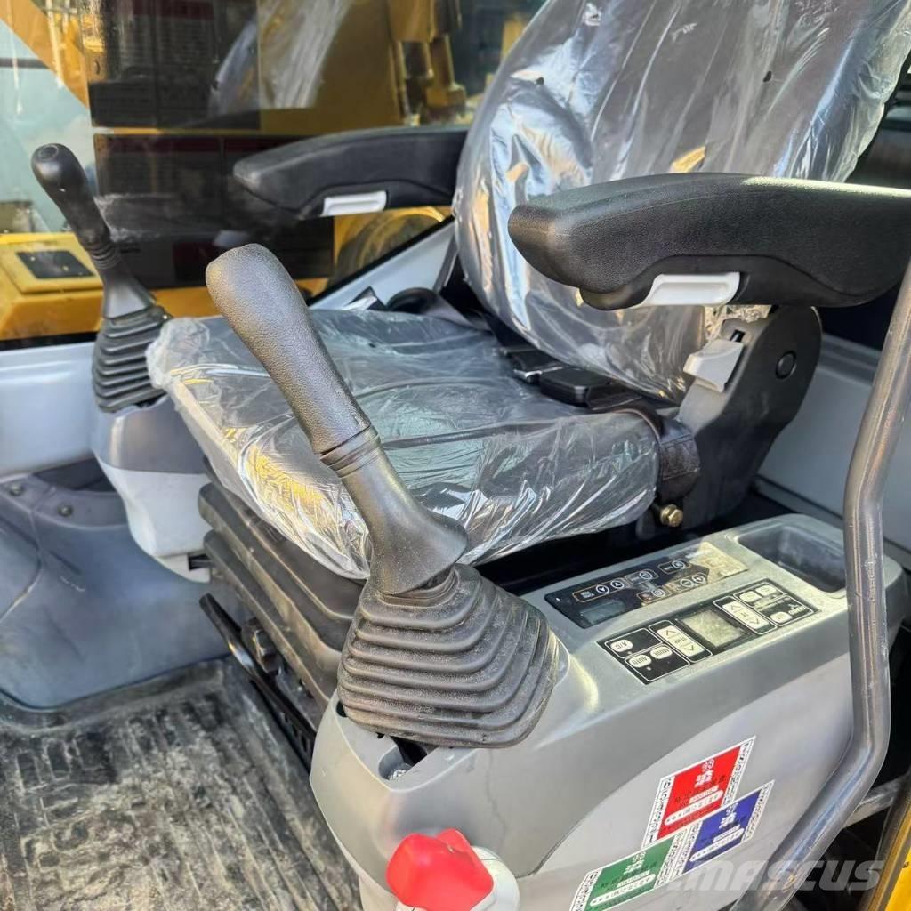 Komatsu PC 300 LC-7 Lánctalpas kotrók