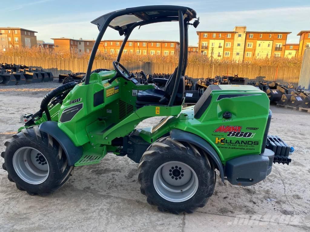 Avant 860 i Gumikerekes homlokrakodók