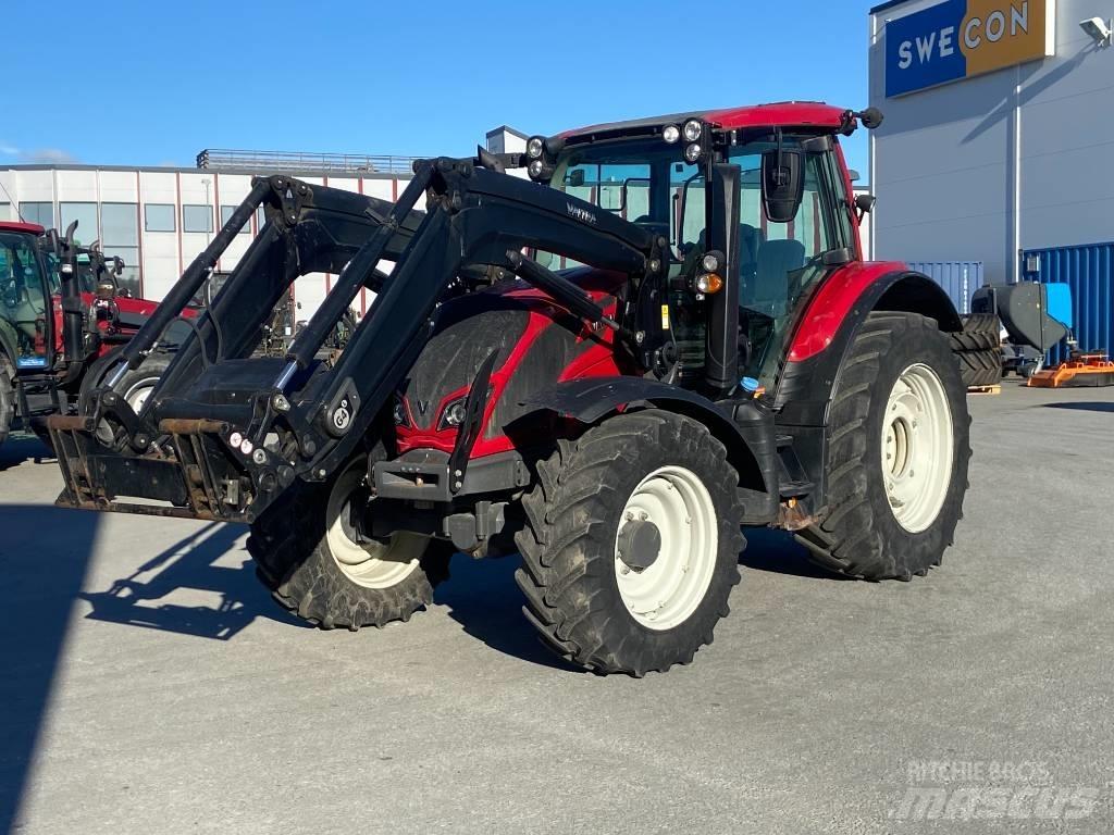 Valtra N124 HITECH 5 Traktorok