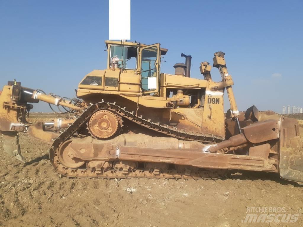 CAT D 9 N lánctalpas dózerek