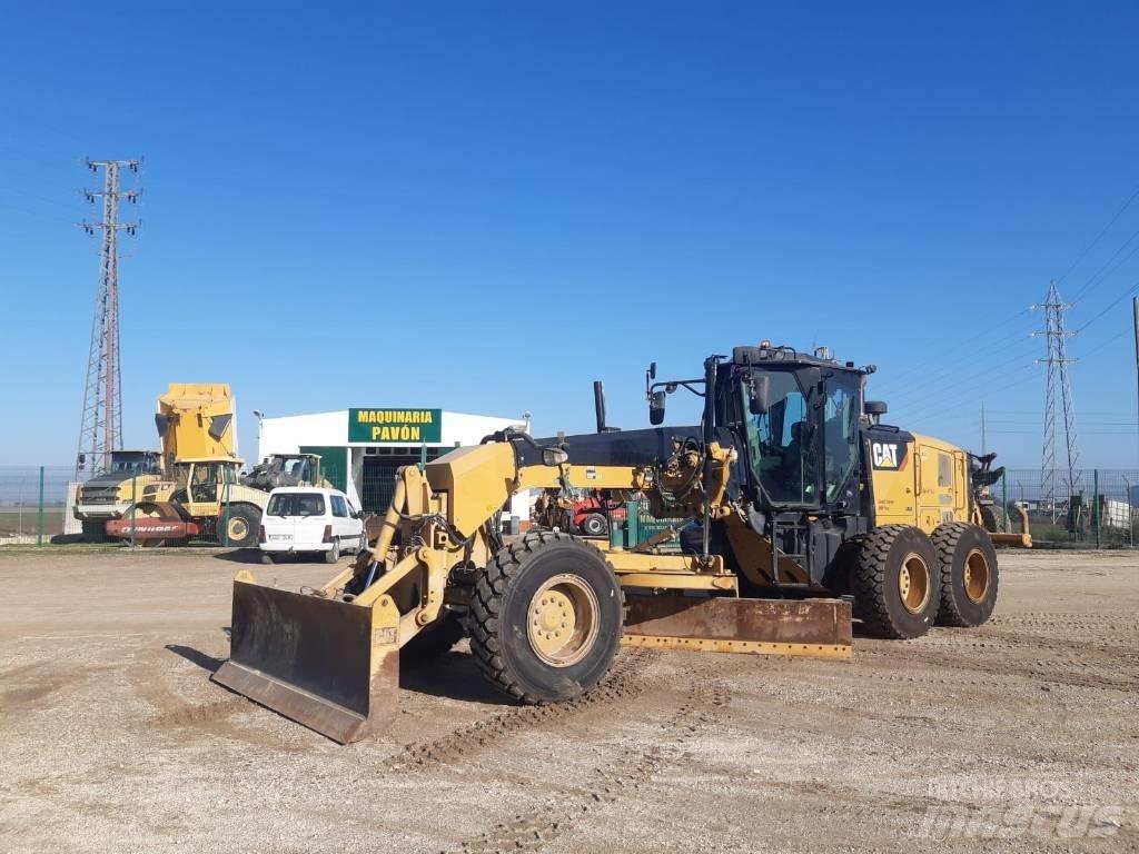 CAT 120 M 2 Gréderek