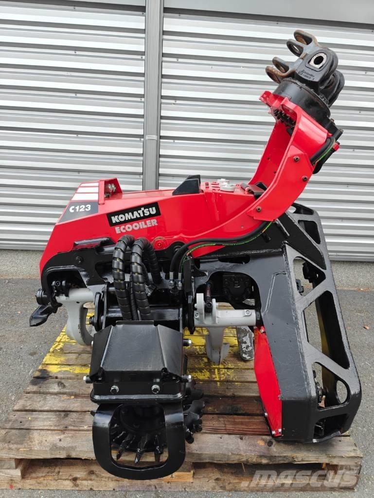 Komatsu C 123 Betakarító fejek
