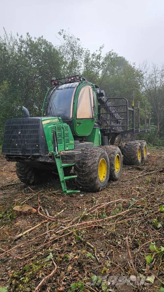 John Deere 1110 E Kihordók