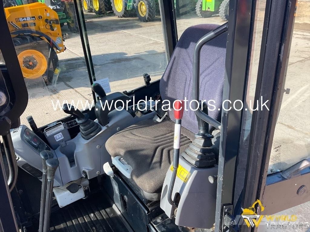 Kubota U 27-4 Mini kotrók < 7t
