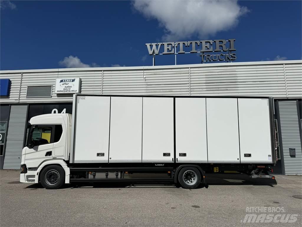 Scania P320 4x2 Dobozos teherautók