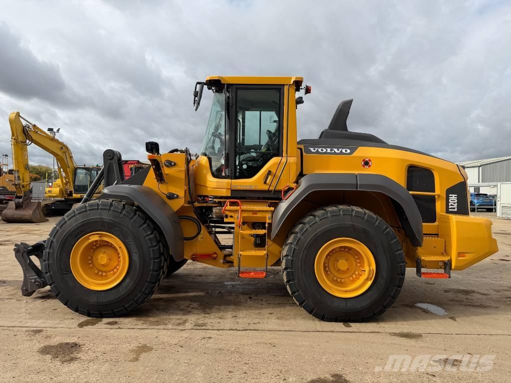 Volvo L 120 H Gumikerekes homlokrakodók