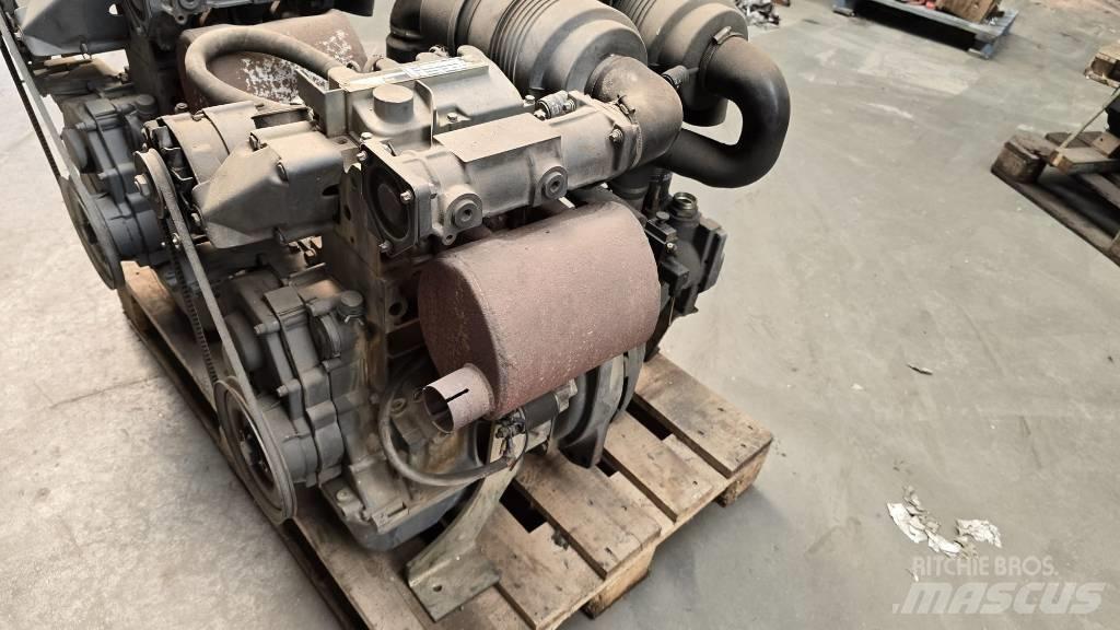 Deutz F2M1011 Motorok