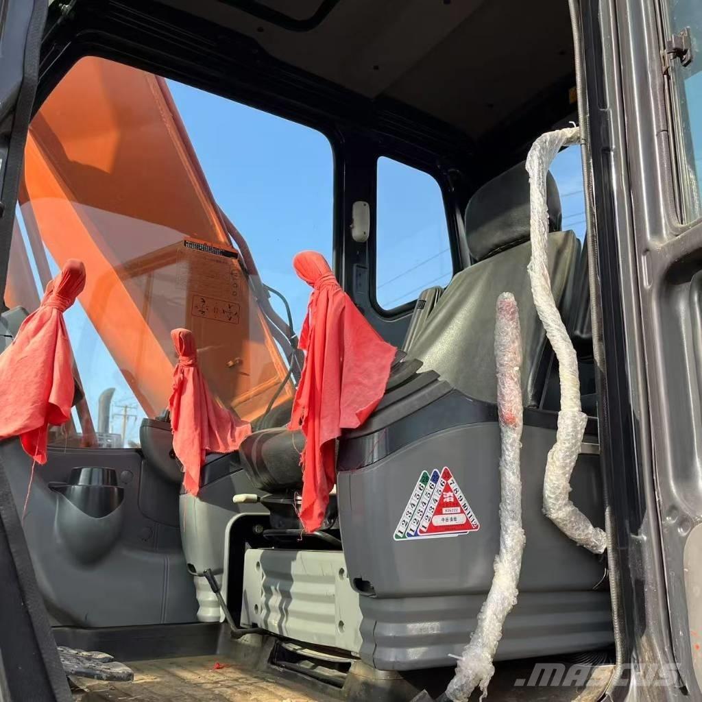 Hitachi ZX 160 Közepes (midi) kotrók 7 t - 12 t