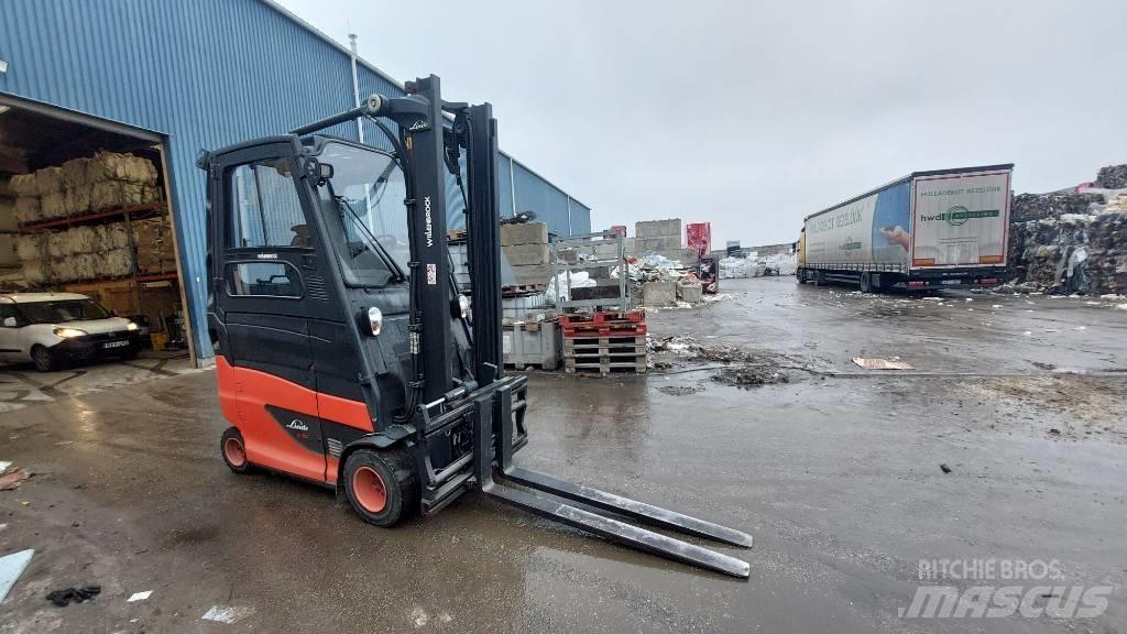 Linde E 30HL-01/600 Elektromos targoncák