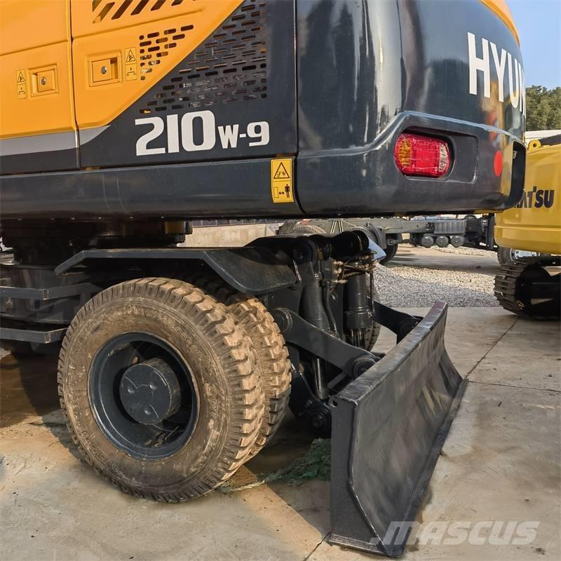 Hyundai HW 210 A Lánctalpas kotrók